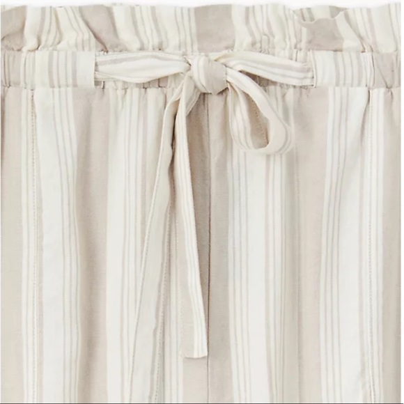 Torrid DRAWSTRING PAPERBAG WAIST MID SHORT - Picture 4 of 4